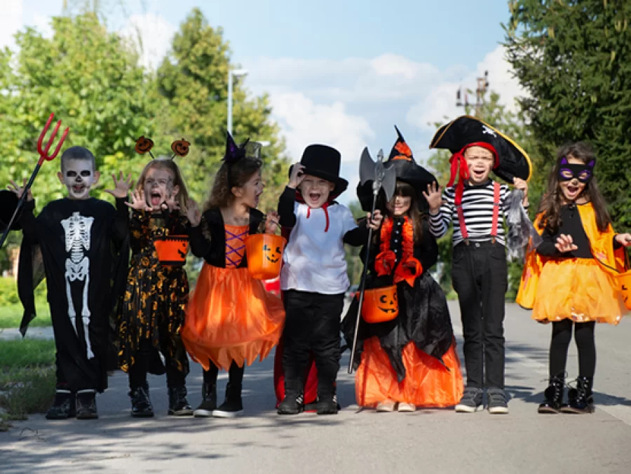 Snygga Kids Halloween kostymer för varje festlig tillfälle